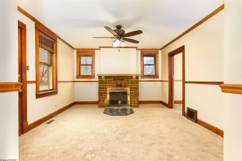 Living - 232 Ferrell Ave, Wheeling, WV 26003 photo 2 of 3