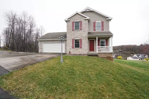 110 White Pine Dr, Fairmont, WV 26554
