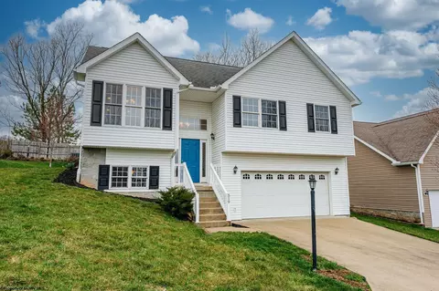 519 Santa Fe Ct, Morgantown, WV 26508