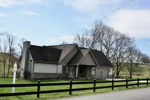 Exterior - 2136 Stony Run Rd, Independence, WV 26374 photo 3 of 11