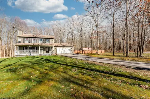 311 Autumn Ln, Bruceton Mills, WV 26525