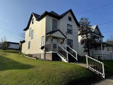 615 Ohio Ave, Fairmont, WV 26554