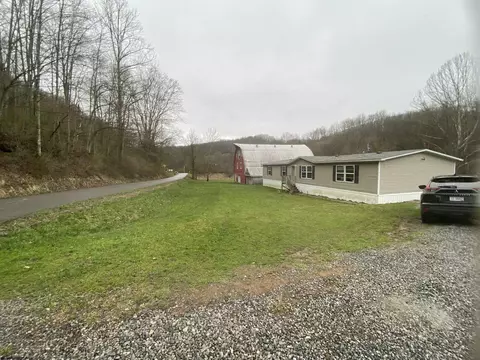 2128 Glady Fork Rd, Weston, WV 26452