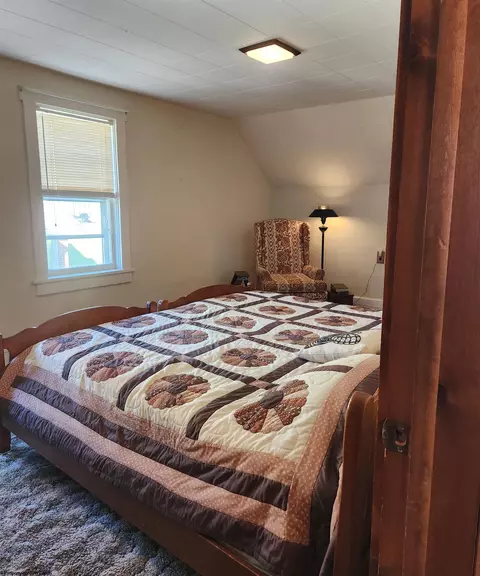 Bedroom - 109 Brown St, Thomas, WV 26292 photo 1 of 8