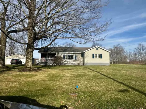 296 Bolyard Dr, Tunnelton, WV 26444