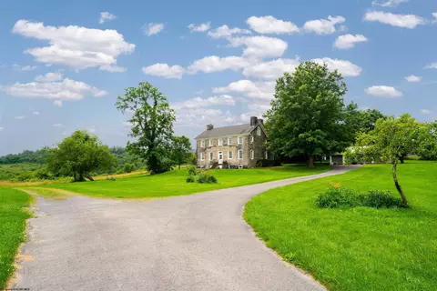 1358 N Preston Hwy, Kingwood, WV 26537