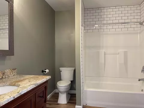 Bath - 286 Maple Ave, Philippi, WV 26416 photo 5 of 10
