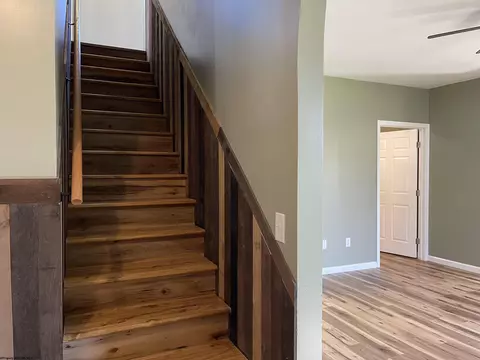 Entry Way - 286 Maple Ave, Philippi, WV 26416 photo 2 of 3
