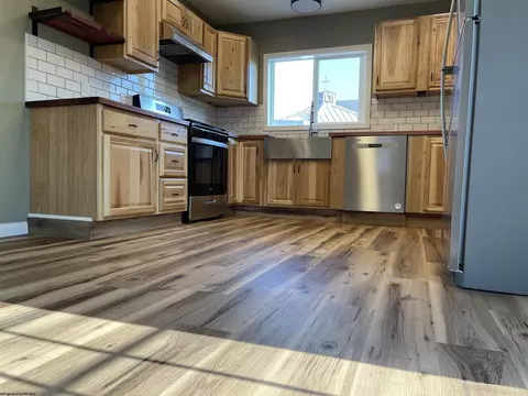 Kitchen - 286 Maple Ave, Philippi, WV 26416 photo 2 of 11
