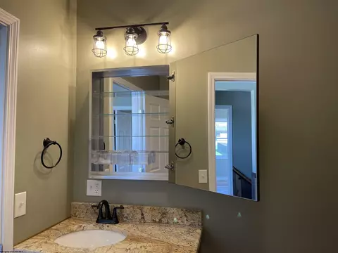 Bath - 286 Maple Ave, Philippi, WV 26416 photo 6 of 10