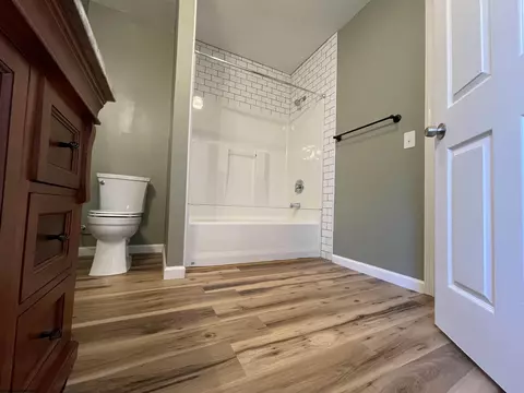 Bath - 286 Maple Ave, Philippi, WV 26416 photo 8 of 10