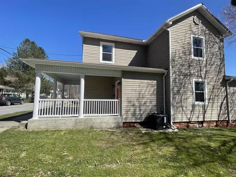 Exterior - 286 Maple Ave, Philippi, WV 26416 photo 3 of 4