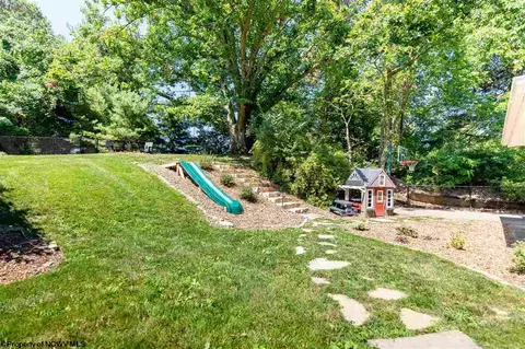 Exterior - 1 Devon Rd, Morgantown, WV 26505 photo 4 of 7