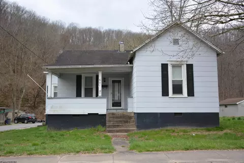 601 W 2nd St, Weston, WV 26452