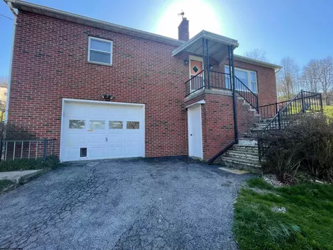 532 Morgan Ridge Rd, Rivesville, WV 26588