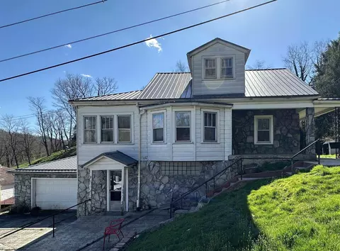 95 Terra St, Clarksburg, WV 26301