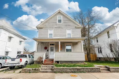 313 Lyndhurst Ave, Morgantown, WV 26505