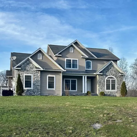130 Bolyard Dr, Tunnelton, WV 26444
