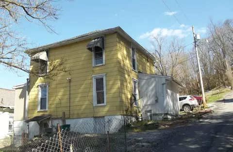 624 Preston St, Clarksburg, WV 26301