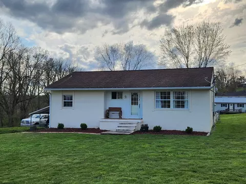 173 Walnut St, West Milford, WV 26451