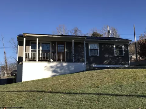 5163 Oak St, Clarksburg, WV 26301