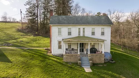 574 Weaver Mill Rd, Smithfield, PA 15478