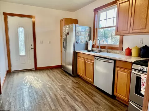 308 Hamilton St, Mannington, WV 26582 photo 7