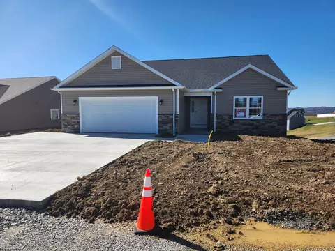 140 Charolais Cir, Fairmont, WV 26554