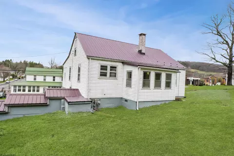Exterior - 900 E State Ave, Terra Alta, WV 26764 photo 5 of 14