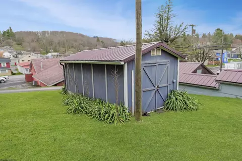 Exterior - 900 E State Ave, Terra Alta, WV 26764 photo 10 of 14