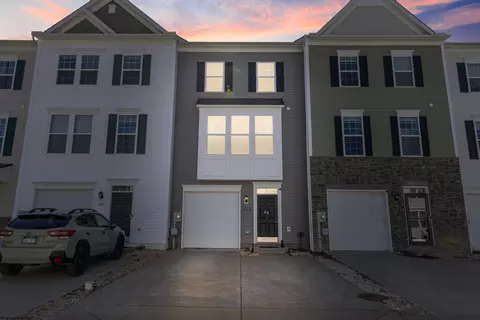 523 Turquoise Ln, Morgantown, WV 26508