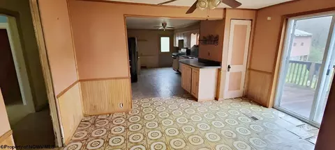Entry Way - 71 Oak St, Salem, WV 26426 photo 1 of 1