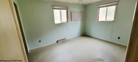Bedroom - 71 Oak St, Salem, WV 26426 photo 2 of 5