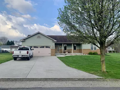 145 Horseshoe Dr E, Bruceton Mills, WV 26525
