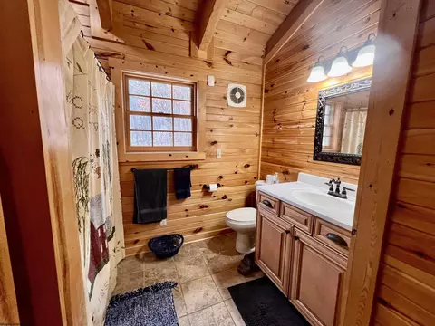 Bath - 334 Hanner Rd, Beverly, WV 26253 photo 3 of 3