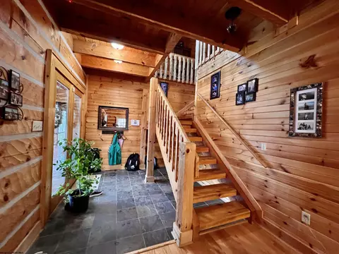 Entry Way - 334 Hanner Rd, Beverly, WV 26253 photo 1 of 2