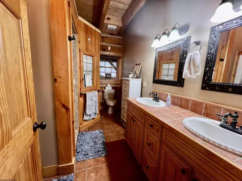 Bath - 334 Hanner Rd, Beverly, WV 26253 photo 1 of 3