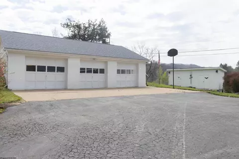 Exterior - 14 Rustic Ln, Salem, WV 26426 photo 6 of 14