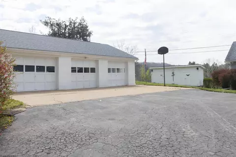Exterior - 14 Rustic Ln, Salem, WV 26426 photo 5 of 14