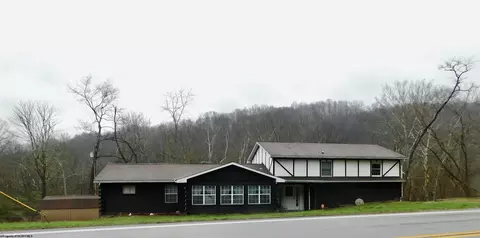 2346 Husky Hwy, Fairmont, WV 26554