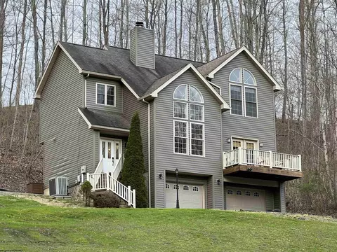83 Whitetail Cv, Beverly, WV 26253