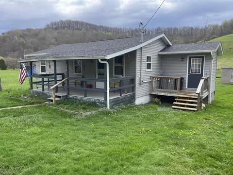 1096 Smith Run Rd, Weston, WV 26452