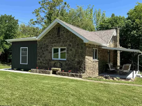 313 May St, Fairmont, WV 26554