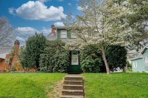 937939 Stewart St, Morgantown, WV 26505