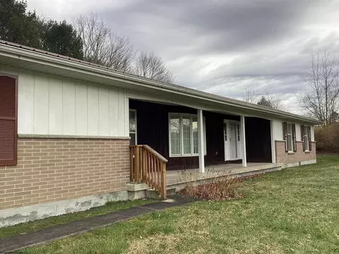 289 Lantz Loop, Philippi, WV 26416