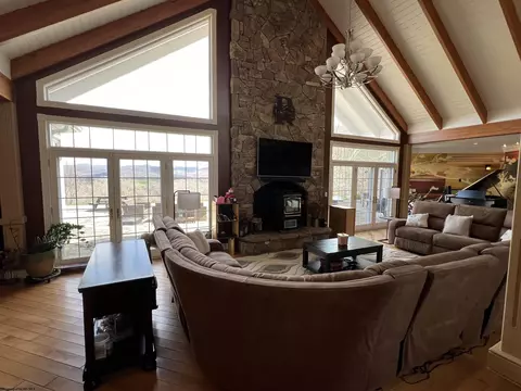 Living - 669 Sully Rd, Bowden, WV 26254 photo 3 of 9