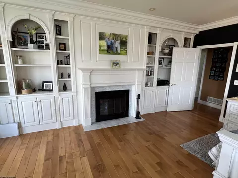 Living - 669 Sully Rd, Bowden, WV 26254 photo 6 of 9
