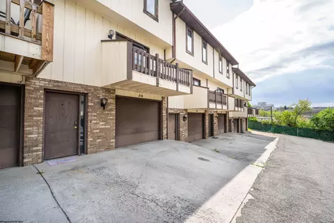 1220 Van Voorhis Rd, Morgantown, WV 26505