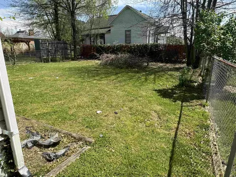 216 Davisson St, Bridgeport, WV 26330 photo 9