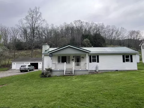 25417 Seneca Trl, Valley Head, WV 26294